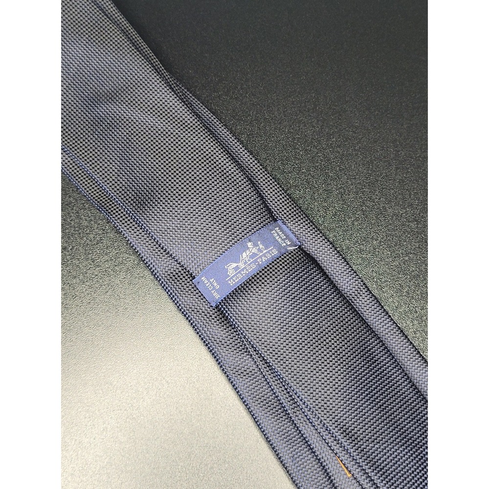 Hermes Paris Necktie Navy Blue Micro Weave 100% Silk 233616T Excellent
